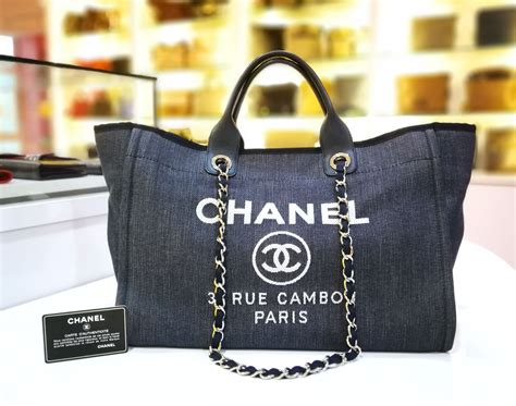 chanel black bag 31 rue cambon paris|chanel rue cambon tote.